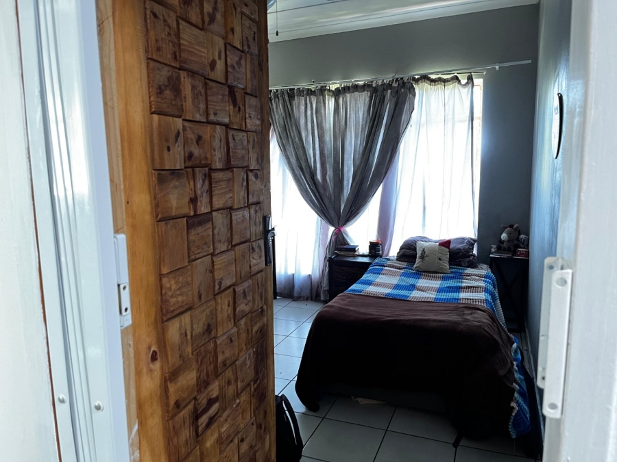 3 Bedroom Property for Sale in La Hoff North West